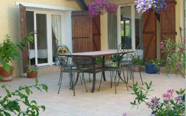 ليه جاردن دافين