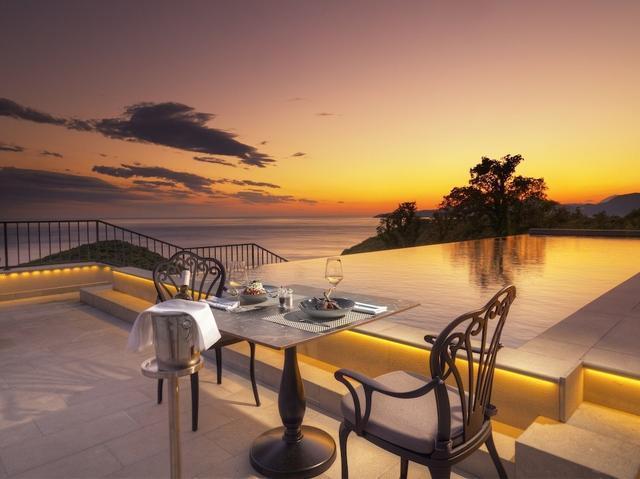 فيفيد بلو سيرينيتي ريزورت