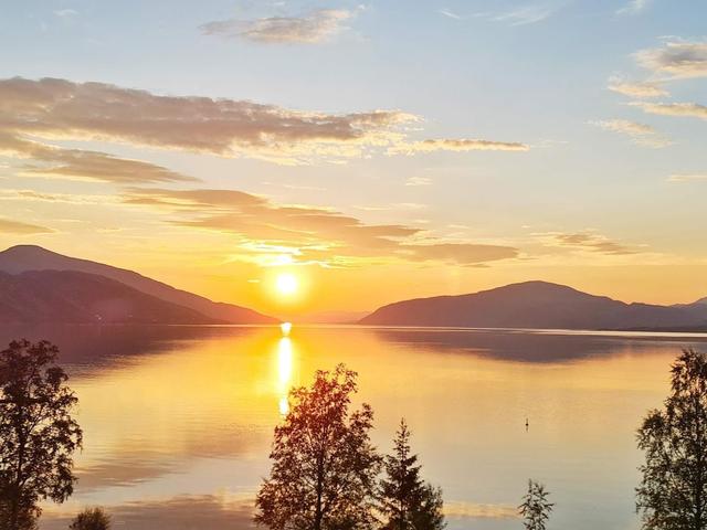 6 بيرسون هوليداي هوم إن ساندهورنوي باي تراوم