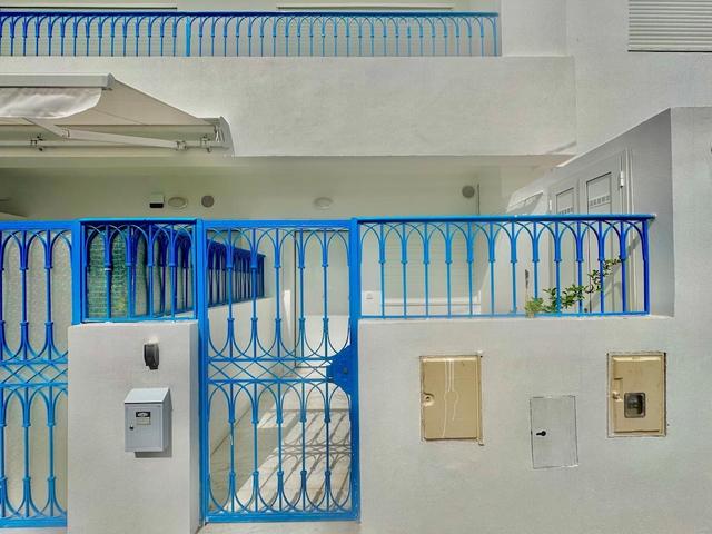 شقة جديدة كليًا بغرفة نوم واحدة وشرفة في أميلكار