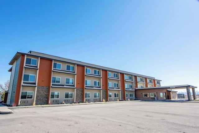 كومفرت إن باتل ماونتن - ميدواي بيتوين إلكو آند وينيموكا