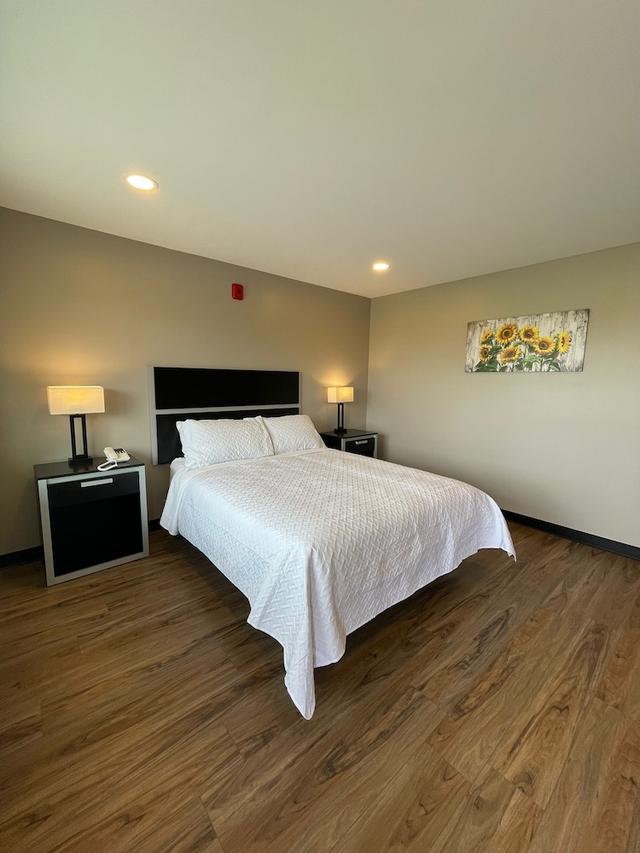 فور سيزونز إن