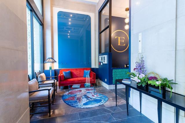 ذا إكسشانج ساكرامنتو، كوريو كوليكشن باي هيلتون