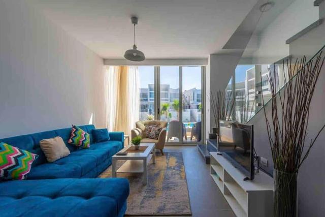 شقة رائعة وفسيحة بها 3 أسرّة في الجونة