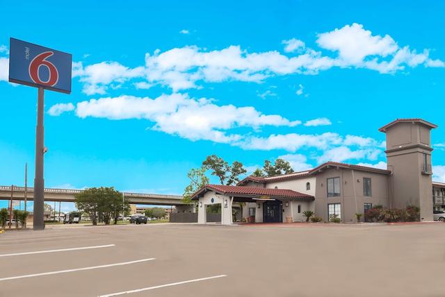 موتل 6 بيمونت، تكساس