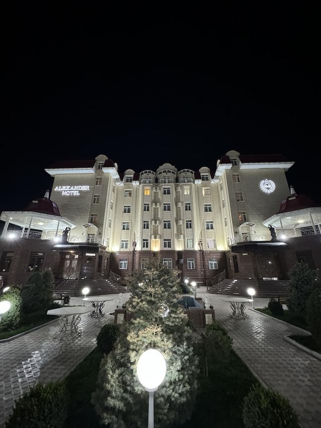 أليكساندر هوتل