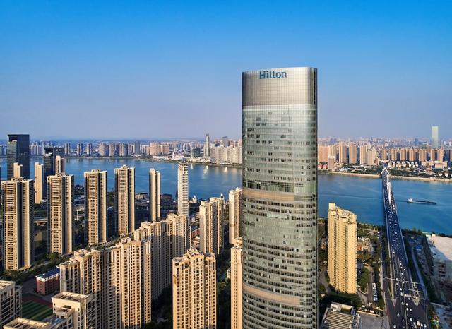 هيلتون تشانجشا ريفرسايد