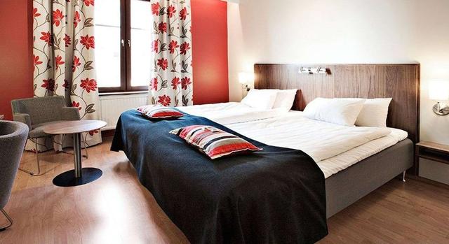 هوم هوتل كونج أوسكار