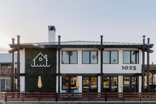 ليكهاوس ريزورت