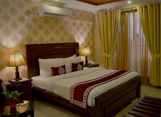 هوليداي جراند ريزورت بوربان