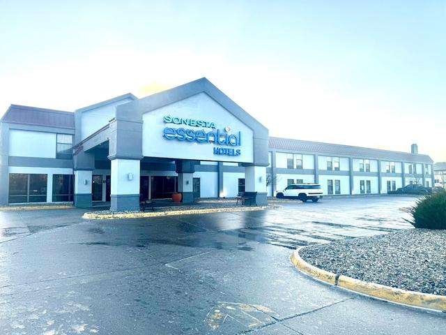 سونيستا إسينشيال أميس