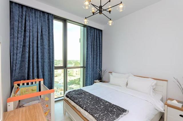 Luxurious Stay In Downtown Views