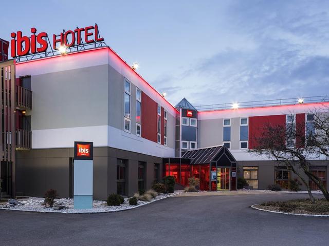 إيبيس أولناي باريس نور إكزبو