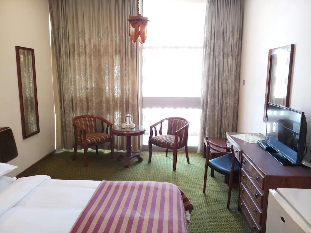 Oriental Palace Hotel