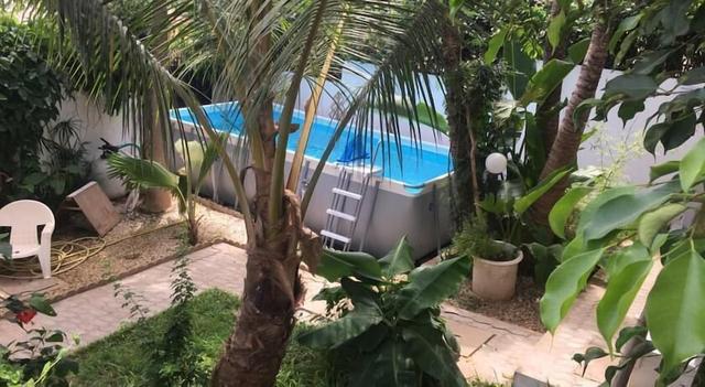 لا فيلا بلونش