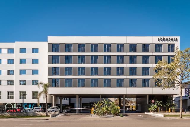 هوت ل إي بٕ بي إن فينتس 4 سوب