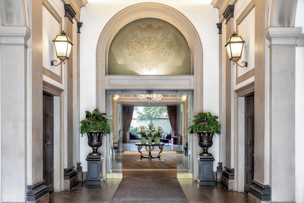 Sina Villa Medici, Autograph Collection