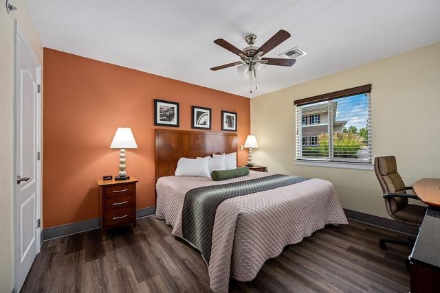 أفوردابل سويتس أوف أمريكا كوانتيكو