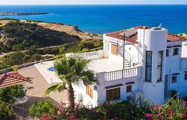 مارينا ماجيك سن سيت فيلا بول- باركينج- ب ر