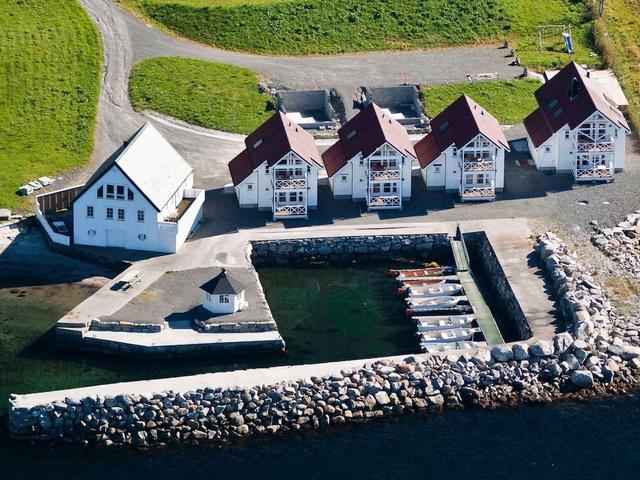 هوليداي هوم إن أ رام