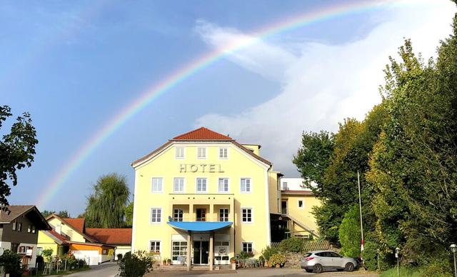 أوستريا كلاسيك هيليجكروز