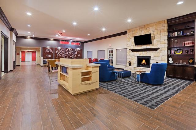 تاونبليس سويتس باي ماريوت أوديسا