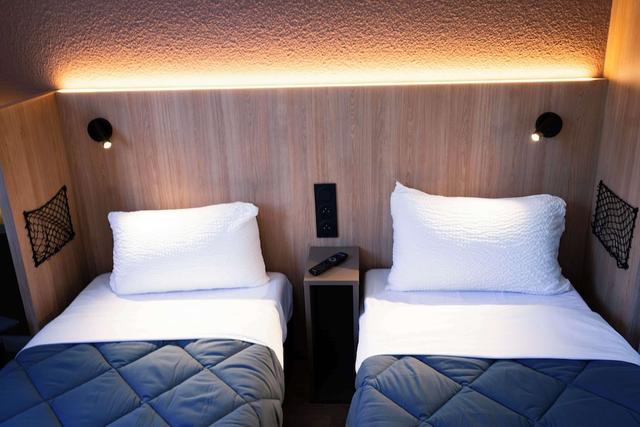 برمير كلاس باريس وست - جينفليه باربينيه