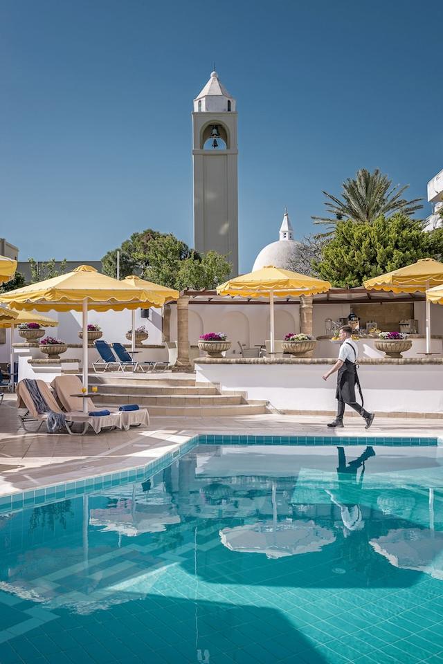 ميتسيس بوتيت بالايس