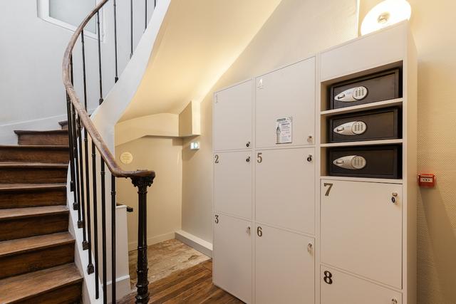 أوتل ديه سيبت - إنتري أوتونوم، ريسيبشن أن لين - إنكور ميو