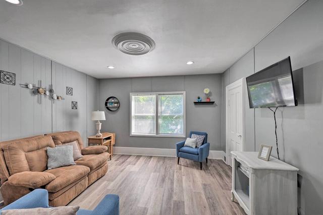 كوزي مانيستي جيتاواي  نير ينتون آند بيتش!