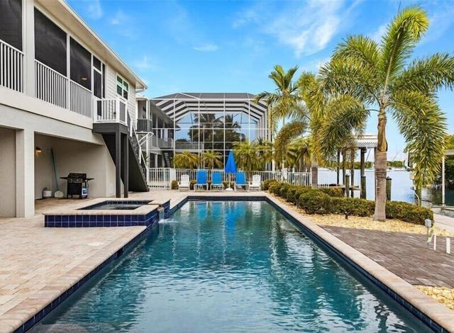 264 تروبيكال شورز مانور