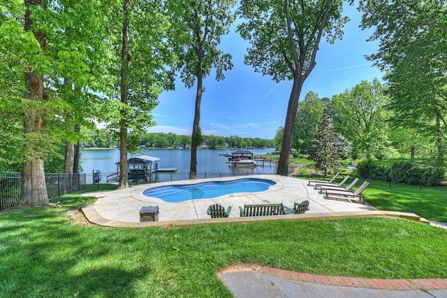 لكي إس ليك هاوس باي أفانتستاي برايفت ليك بار