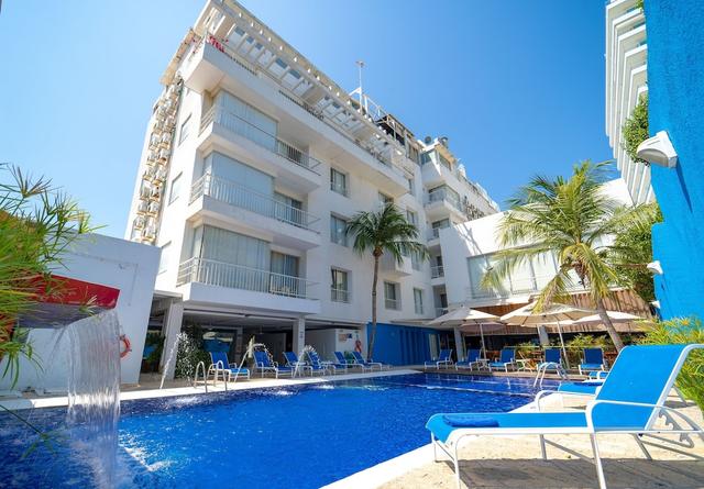 سانتوريني هوتل آند ريزورت