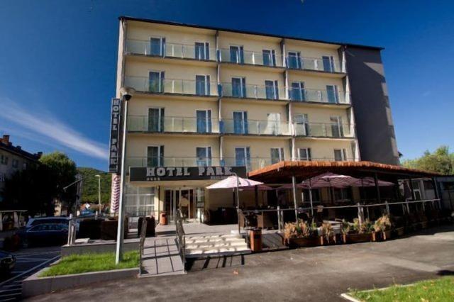 هوتل بارك إكسكلوسيف