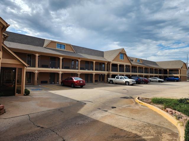 إكزكيوتيف إن