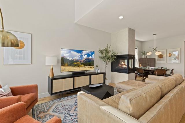 كونتيمبوراري جيم - روف توب ديك آند برايفت هوت توب!