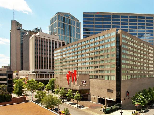 دبل تري باي هيلتون هوتل ناشفيل داون تاون