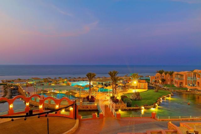 منتجع راديسون بلو القصير