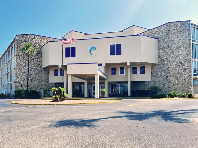 آوشن إيست ريزورت كلوب