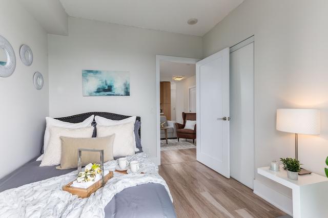 أبل وود سويتس - سي إن تاور آند كونفنشن