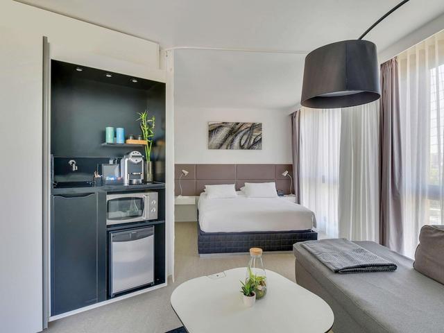 نوفوتيل سويتس باريس إيسي ليه مولينو