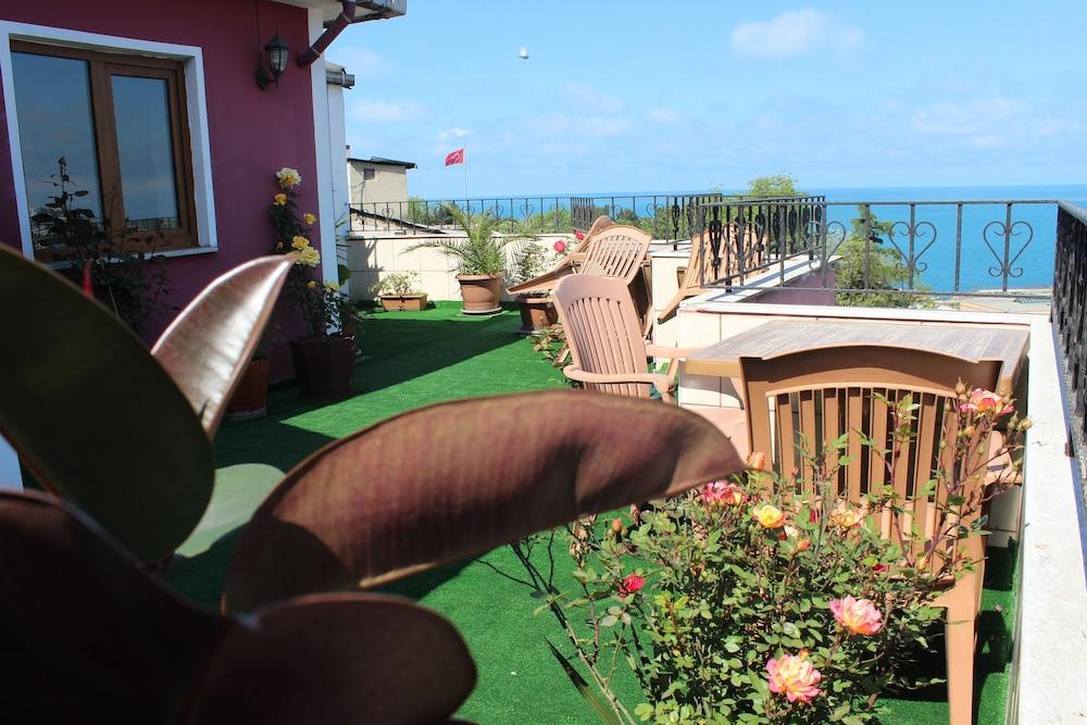 Nazar Hotel