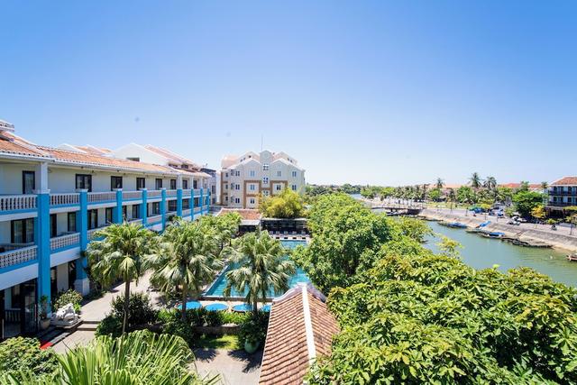 ثانه بينه ريفيرسايد هوتل