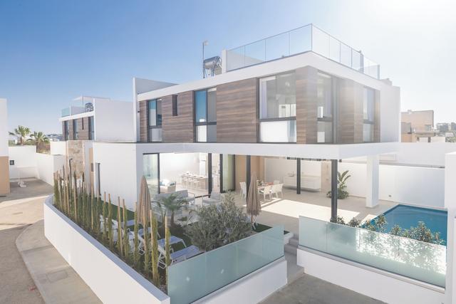 بروتاراس أكوا بيرل فيلا