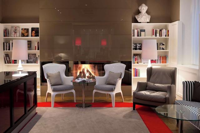 ذا هارموني فيينا، بي دبليو بريميير كوليكشن