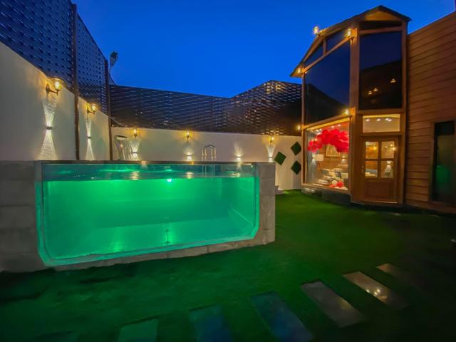 Elegant Chalet with Pool | 3033