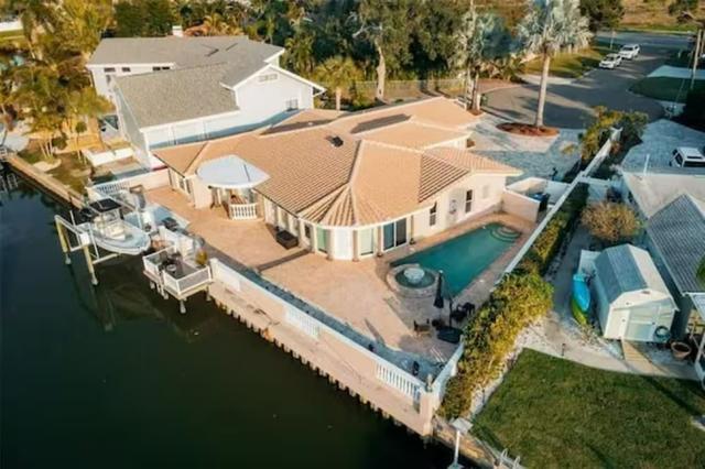 إكسبيريانس ذي ألتيميت إن لاكشري ليفينج