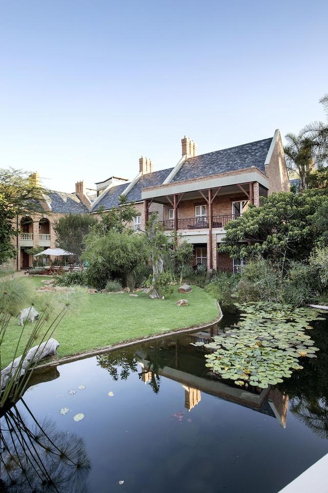 بريميير هوتل كواترماين