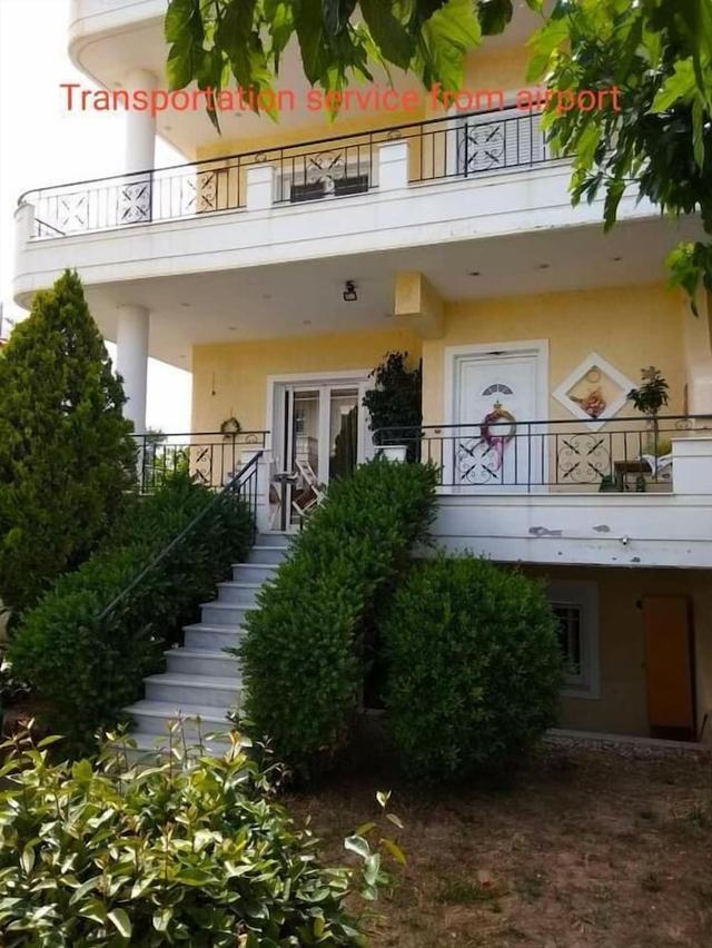 ستافروس أبارتمنتس