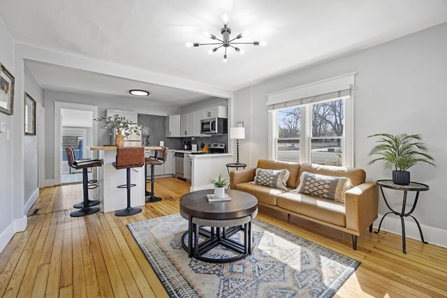 منزل بنجالو رائع بحوض استحمام ساخن، وموقد، ومزود بدراجات